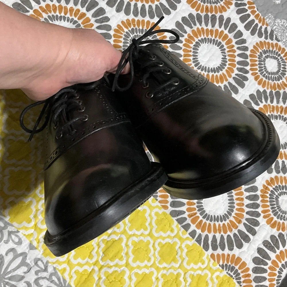 Classic Black Men's Oxford Shoes